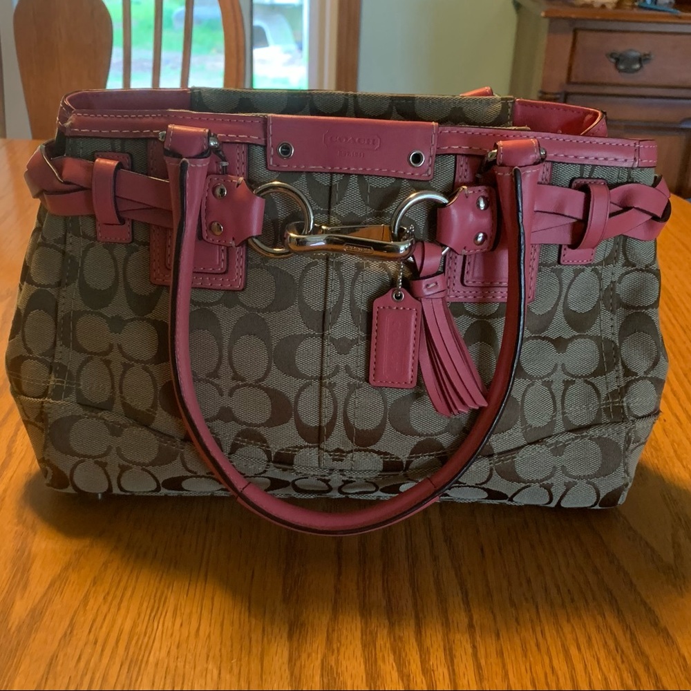 Coach Hamptons signature carryall shoulder purse